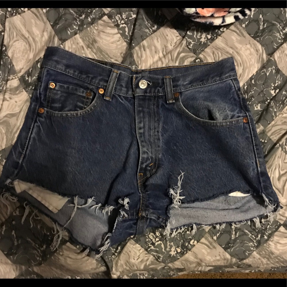 Levi shorts - Picture 1 of 4